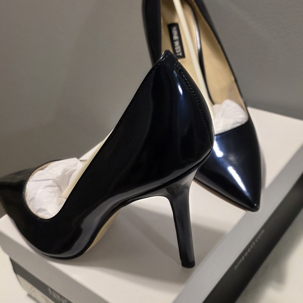 BRAND NEW Nine West Elegant Dark Blue Bliss3 Stilletto Heels